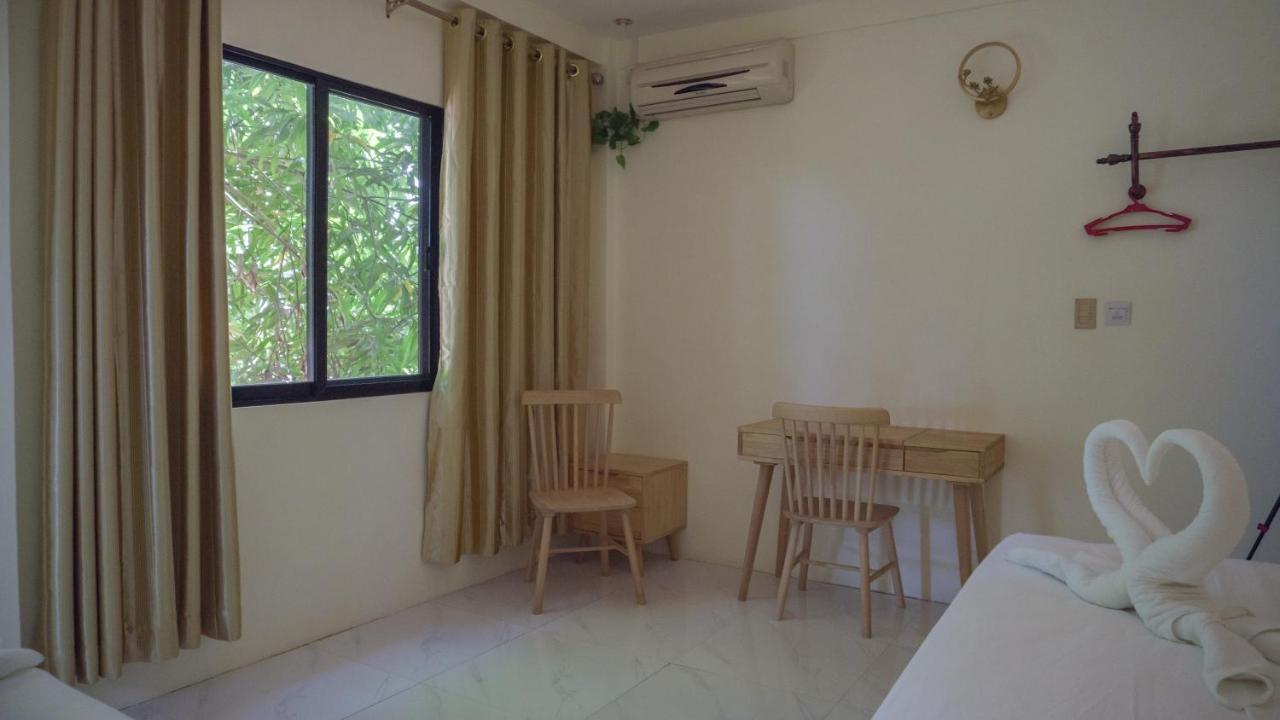 Speed 8 Inn Moalboal Exterior foto