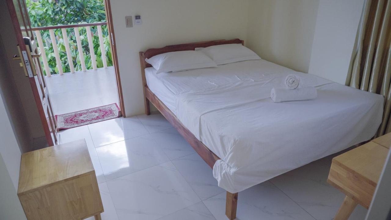 Speed 8 Inn Moalboal Exterior foto